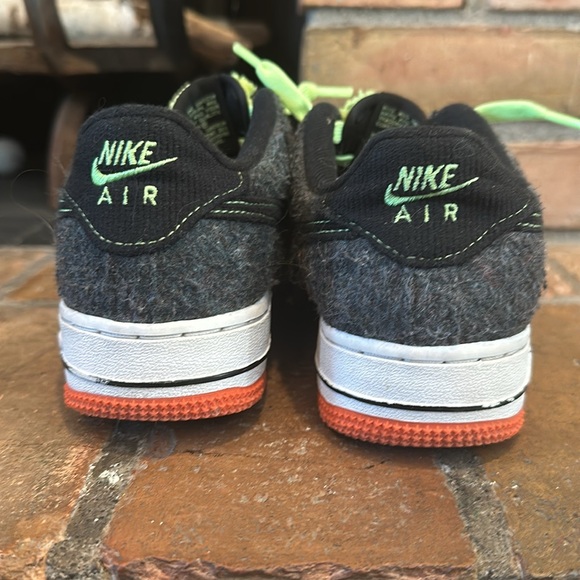 Nike Youth Air Force 1 - Picture 4 of 5